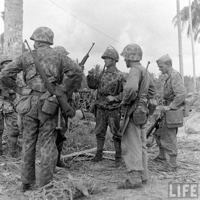 USMC men Bougainville, November 1943