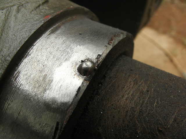 Pitmark_filled_in_with_weld