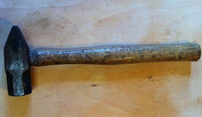 Fairmount 2 lb cross pein hammer
