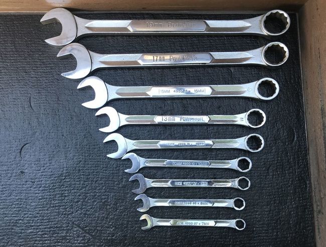 Powr-Kraft Vee wrenches