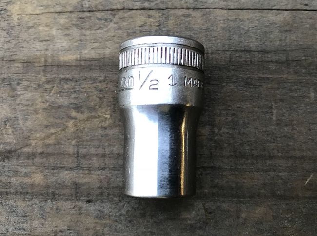 Snap-on socket from 1941 for the MVMTS