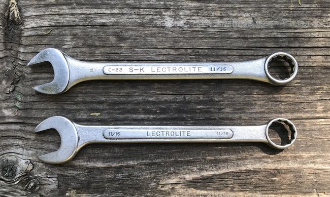 Lectrolite and S-K Lectrolite 11/16â€ combo wrenches