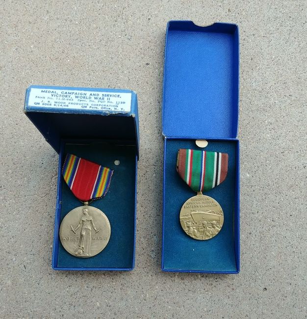 10_Sale_Boxed_Medals_Lot