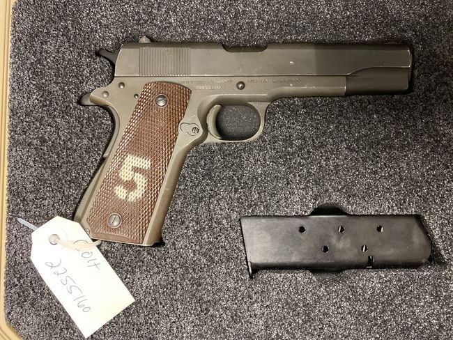 1945 Colt 1911A1