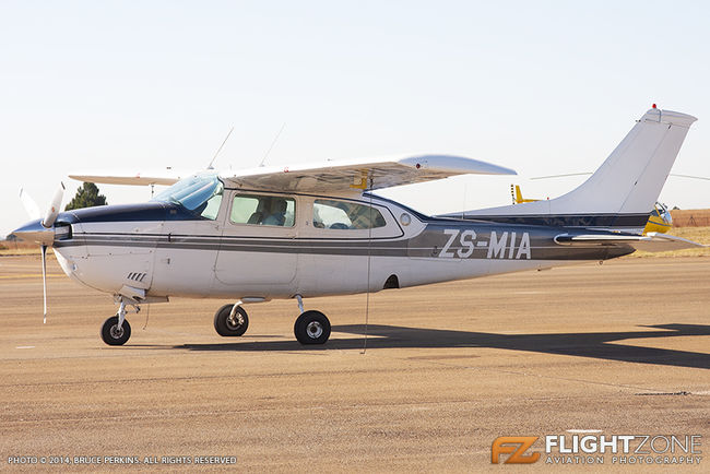 Cessna 210 Centurion ZS-MIA Grand Central Airport FAGC