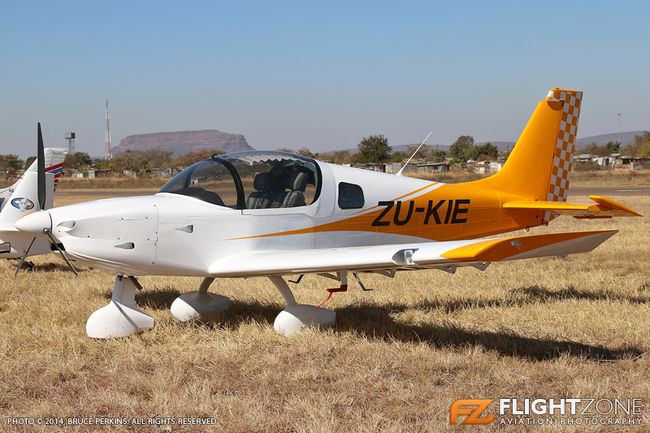 The Airplane Factory D6 Sling ZU-KIE Nylstroom Airfield FANY