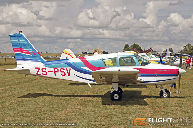 Piper PA-28 Cherokee ZS-PSV Bultfontein Airfield FABU