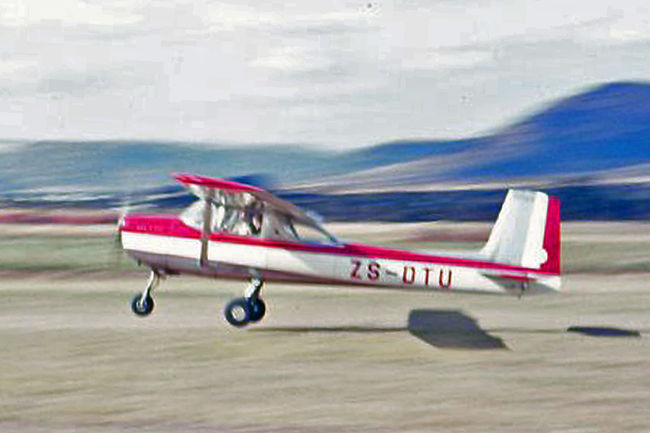 Cessna 150 ZS-DTU