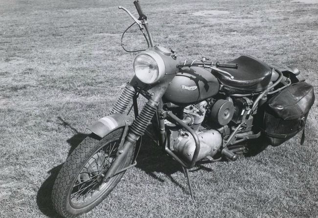 Triumph_3TA_001