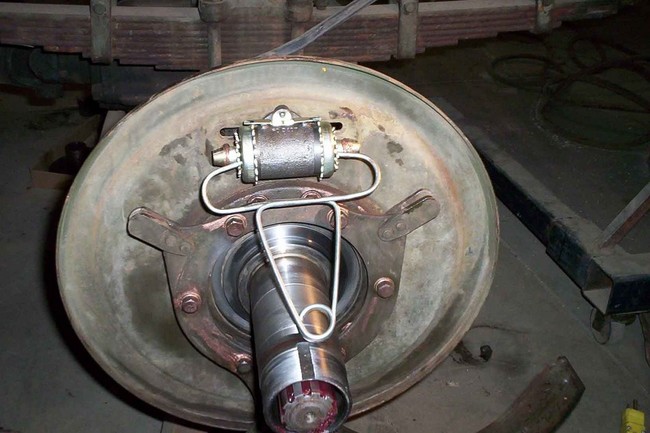 frt_wheel_cylinder01a