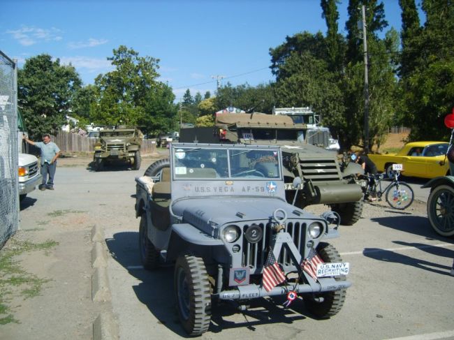 Emmas_5th_B-Day_cotati_parade_2009_018