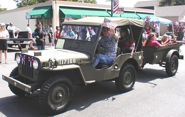 JULY_PARADE_PICTURE