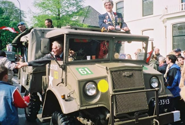 06-32_C15A_vets