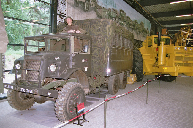 imm032_33