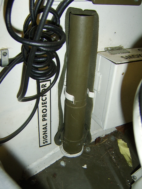 Signal projector &amp; bracket