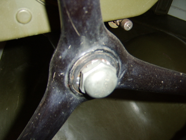 steering wheel nut and washer