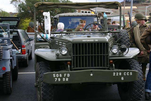 Petaluma_Vet_Parade_003_Small_