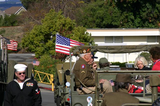 Petaluma_Vet_Parade_033_Small_