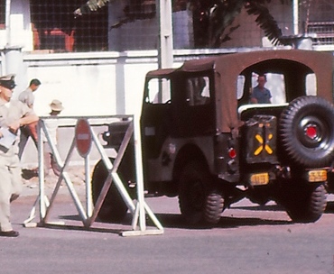 1967_Saigon_M606_-_copia_-_copia
