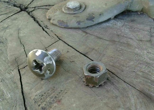 tornillo1