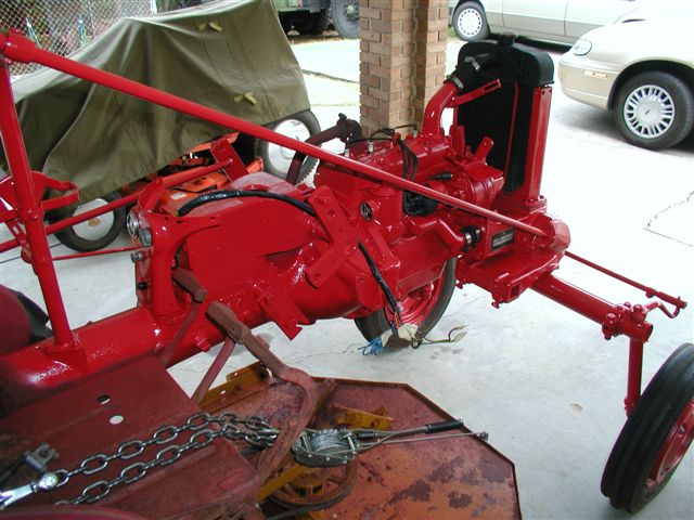 Farmall_Cub_01_June_2007_019