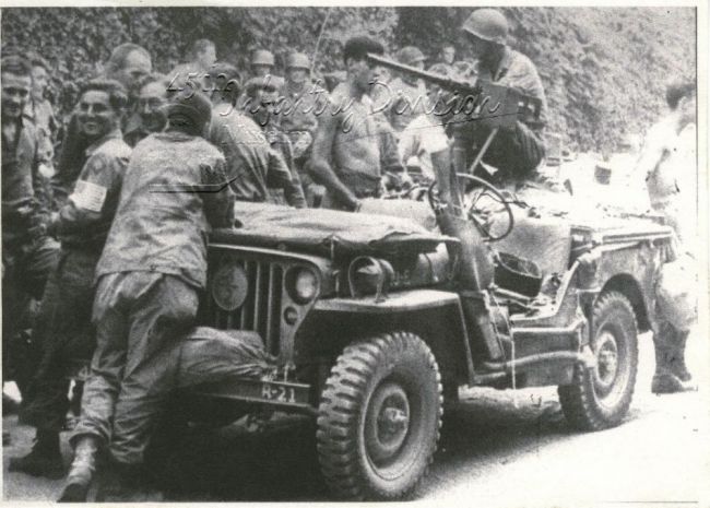 45_-_X_R_-_12_Recon_Jeep_WM