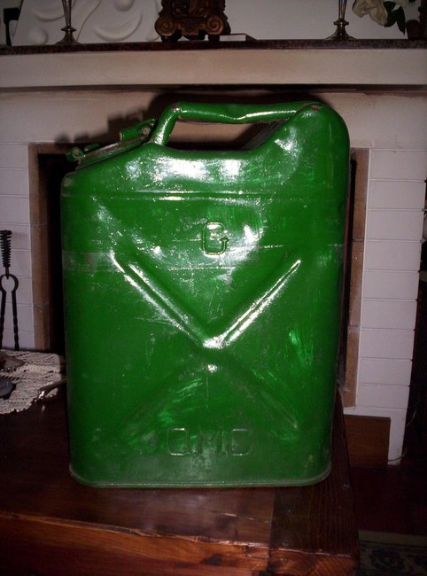 Jerrycan_001
