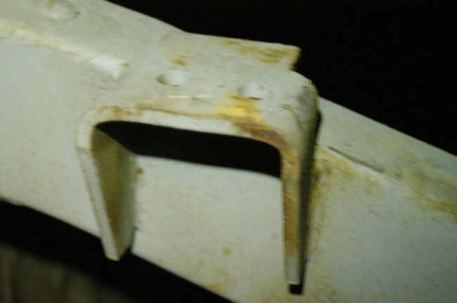 bracket_MG