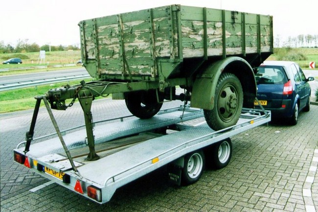 20-cwt_trailer_on_trailer