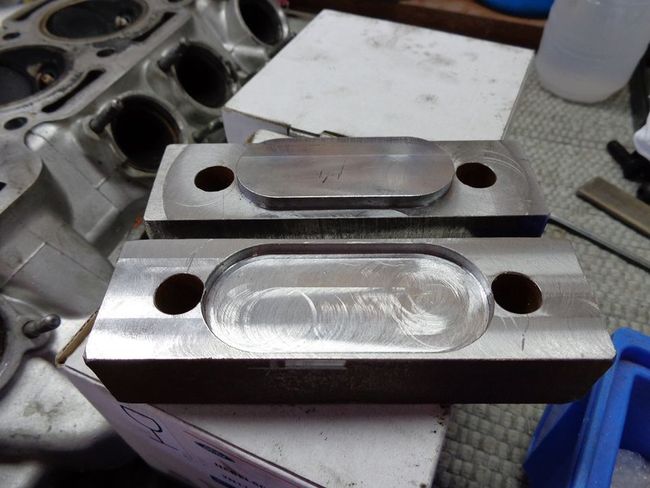 Battery tray