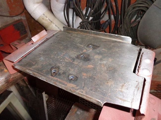 Battery tray