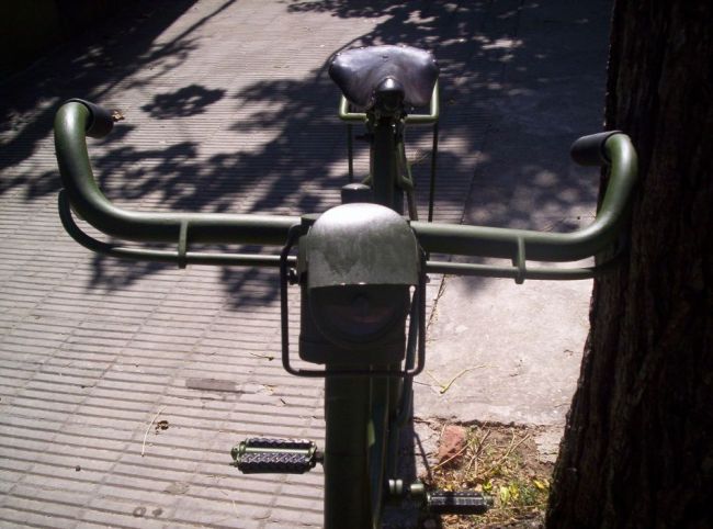 Hendon_Bike_003