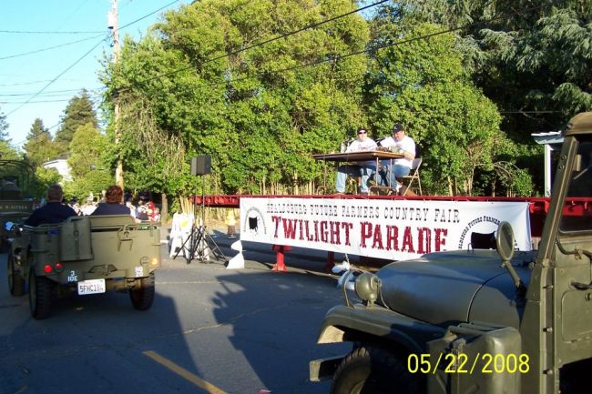 Healdsburg_twighlight_parade_2_
