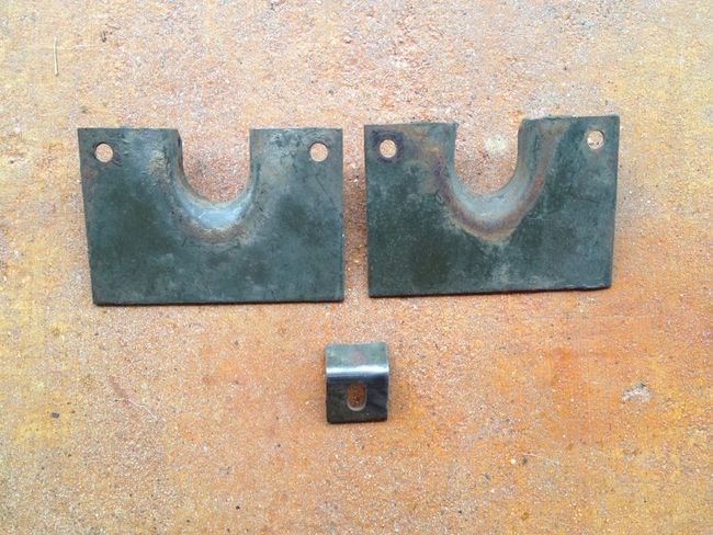 Rear_seat_brackets_back