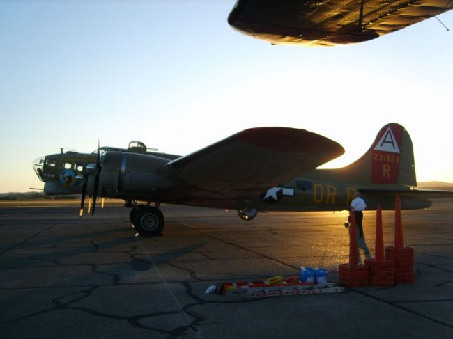 B-17_B-24_B-25_P51_022