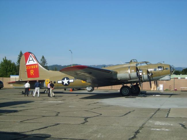 B24-B17_2009_Santa_Rosa_013