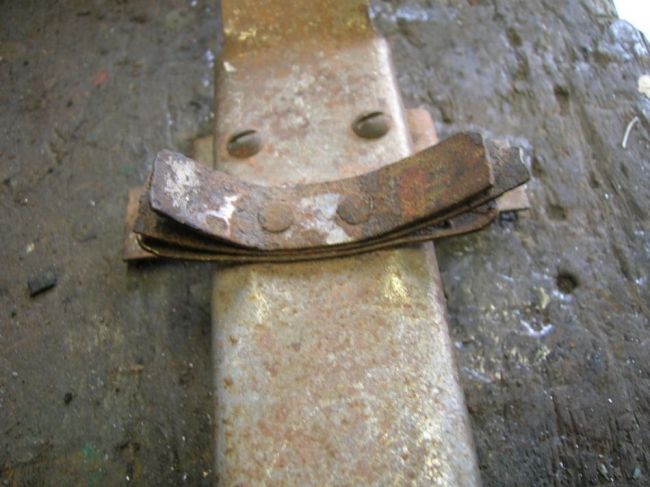 GPW_style_extinguisher_bracket_4