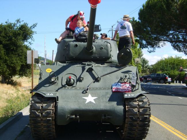 Navato_4th_July_parade_2008_041