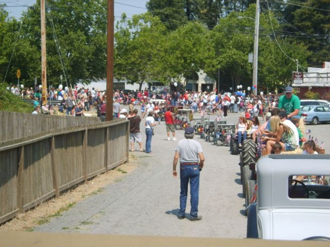 Penngrove_Parade_2008_026