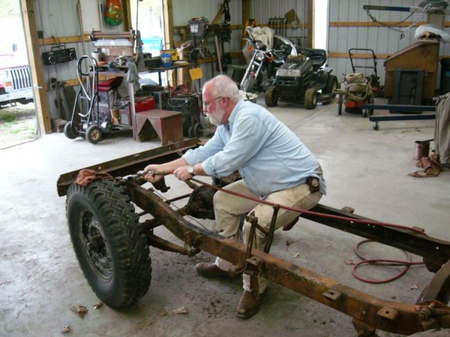 Clint_s_CJ3b_029