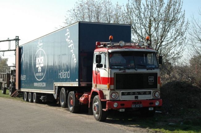 F89 6x2