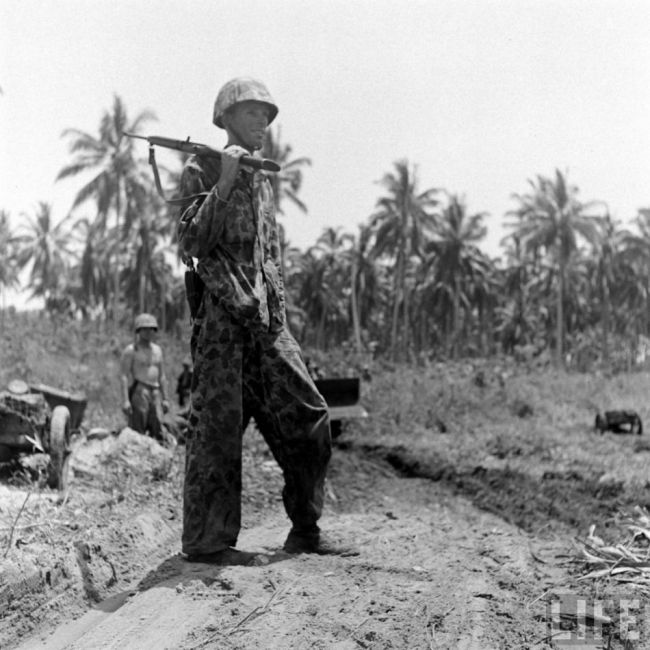 USMC men Bougainville, November 1943