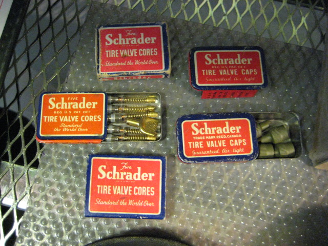 Valve Cores and Caps Schrader