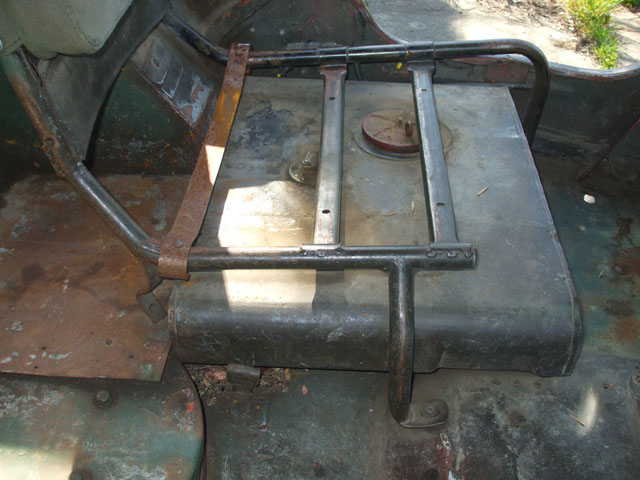 Driver_Seat_Fuel_Tank