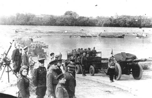 Crossing at  the Tisza river