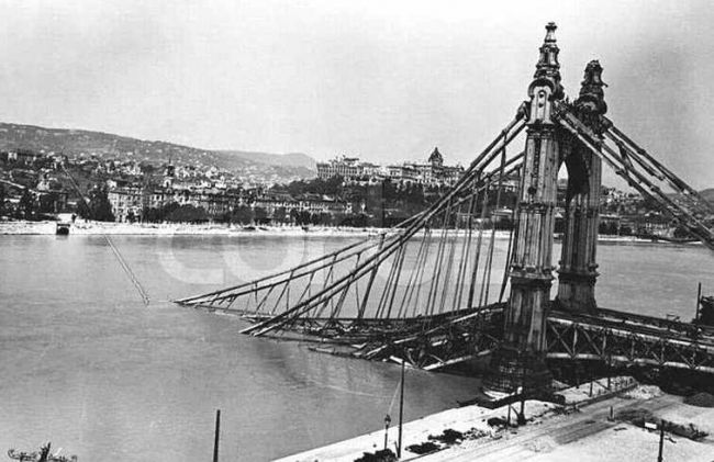 Budapest,Erzsebet hid (Elisabeth bridge)