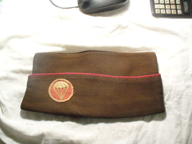 Garrison cap paratrooper