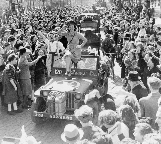 Parade of Allied Troops through Brussels. September 20 1944