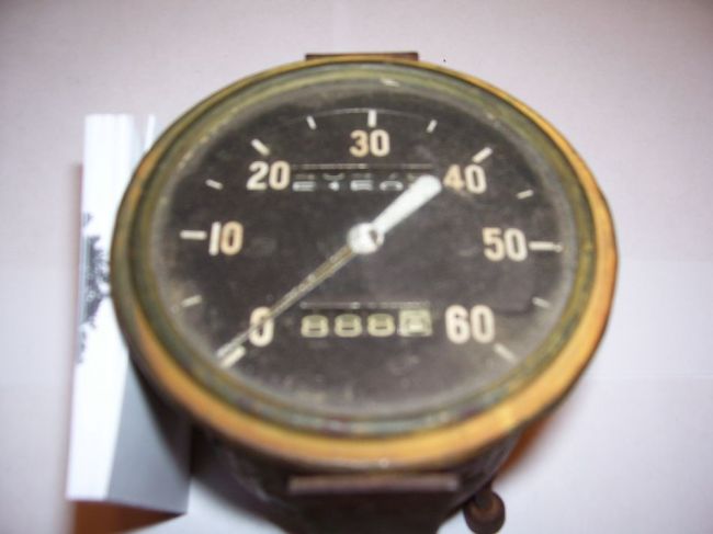 early_speedo_face_angle