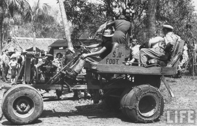 Swamp buggy